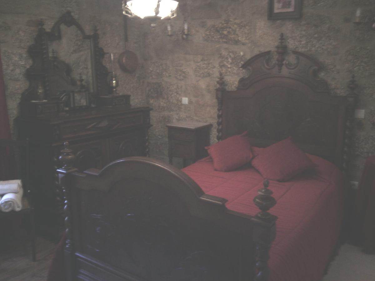 Hotel Rural Casa Da Eira Pero Viseu 객실 사진